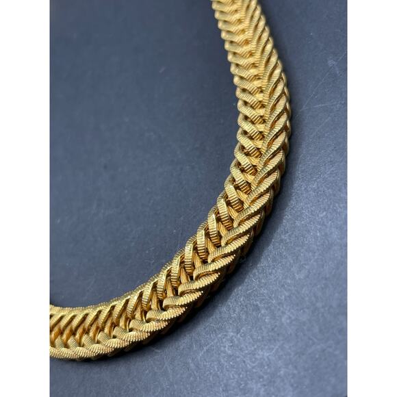 Vintage Anne Klein Solid Gold Tone Flat Chain Link Statement Necklace 17" - Picture 3 of 9